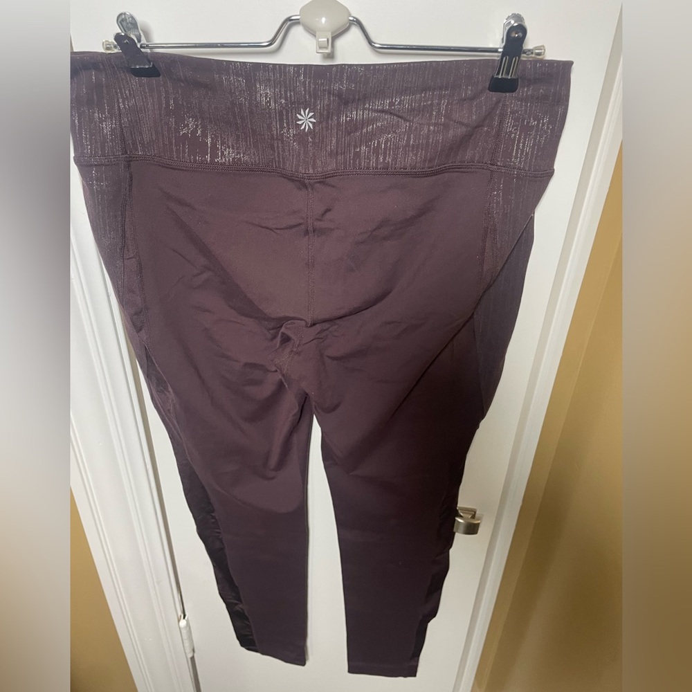 SOLD Athleta Elation Leggings Women’s Size XL